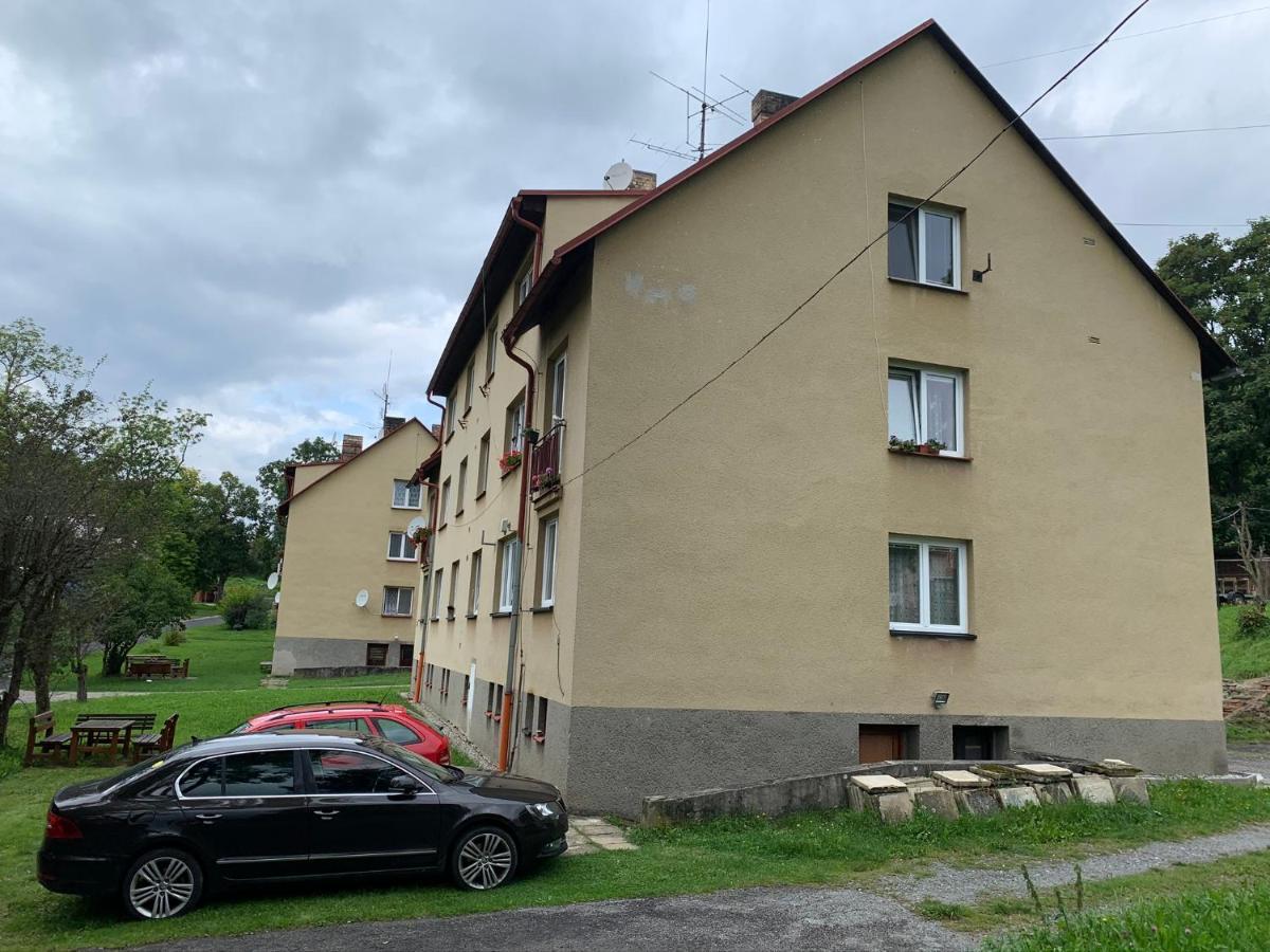 Cely Byt Zelnava Apartament Zewnętrze zdjęcie
