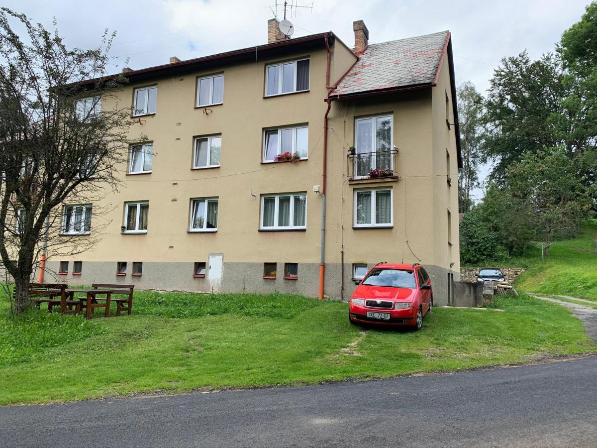 Cely Byt Zelnava Apartament Zewnętrze zdjęcie